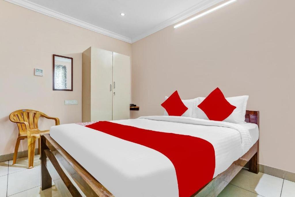 Pn Samy Inn Pondicherry Dış mekan fotoğraf